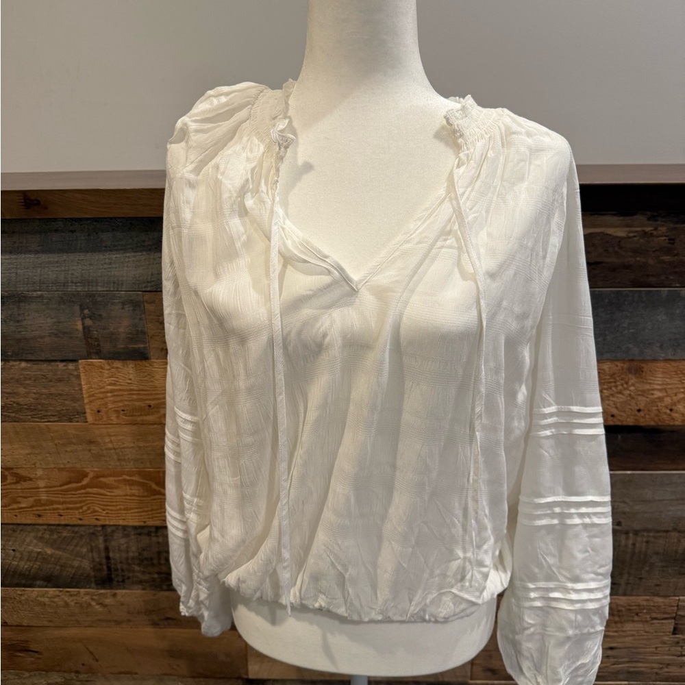Sanctuary White Ruffled Tie Front Blouse